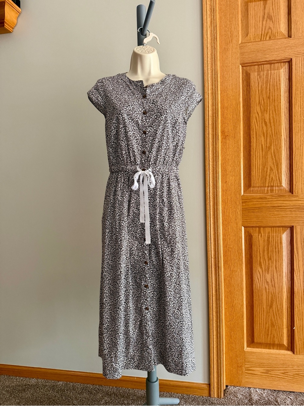 NWOT Loft Brown Cap-Sleeve Button Front Midi Dress 00